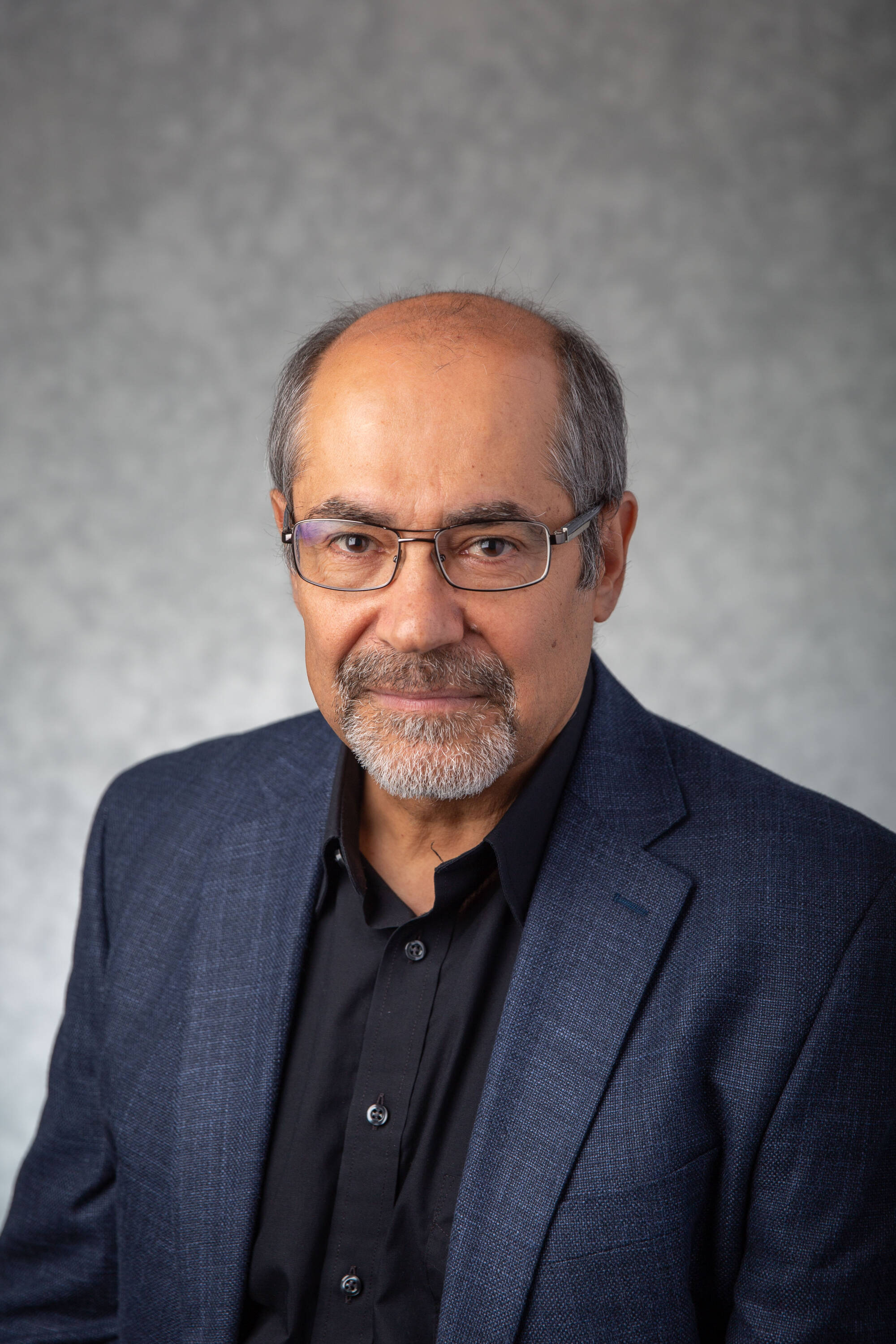 Ali Mohammadzadeh headshot